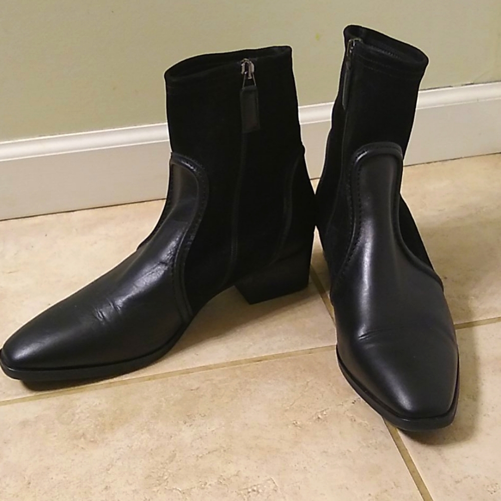 Aquatalia women dress bootie